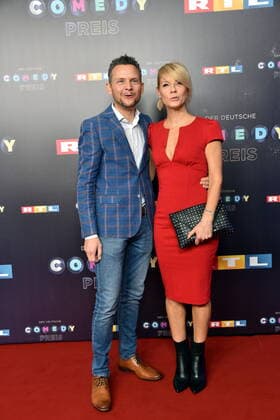 Tobias Mann with his wife Wenke comes to Cologne on 02 10 2019 for the award of the 20 German Comedy Prize 2019, he is awarded annually to comedians, for comedy shows and moderations.