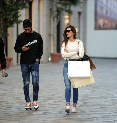 Milan, Marco Asensio and girlfriend Sandra Garal in the center Marco Asensio footballer of REAL MADRID and of the national SPAIN, caught walking around the downtown streets. Here he goes shopping in the streets of the fashion district with his girlfriend SANDRA GARAL. First by Gio Moretti, then by Dolce & Gabbana, then they notice the presence of the photographers and decide to return to the hotel.  Copyright: xMimmoxCarrierox xIPAx xMimmoxCarrierox