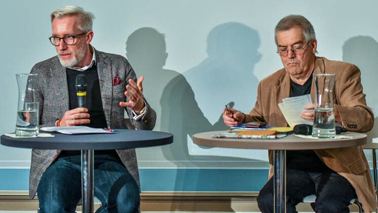 Prof Dr Gerd Dietrich Cultural History of the GDR Moderation Benjamin Immanuel Hoff Chief of the Thuringian State Chancellery and Thuringian Minister of Culture 23 Erfurter Herbstlese 2019 des Erfurter Herbstlese e V Copyright xVIADATAx xHolgerxJohnx, Erfurt Thuringia Germany