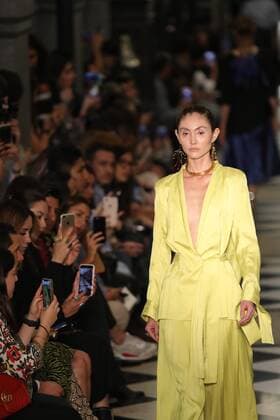 Models wear creations by Mexican designer Armando Takeda, during the start of the Fashion Week Mexico City in Mexico City, Mexico, 07 October 2019. Mexico City Fashion Week !ACHTUNG: NUR REDAKTIONELLE NUTZUNG!  Copyright: xSashenkaxGutierrezx AME6650 20191008-637061017812221863