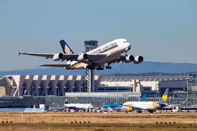 DEU, Germany, Hesse, Frankfurt am Main, 21 09 2019 Airport Frankfurt Main, FRA, Fraport, apron with terminal and aircraft at take-off Registration 9V SKG, Singapore Airlines, Airbus A380 841