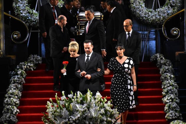 Jose Jose posthumous tribute in Mexico MEXICO CITY, MEXICO - OCTOBER 9: Jose Joel, Anel Norena, Marysol Estrella Ortiz Norena during a posthumous tribute of Singer Jose Jose at Palacio de Bellas Artes on October 9, 2019 in Mexico City, Mexico  Copyright: xCarlosxTischlerx EYE_9232