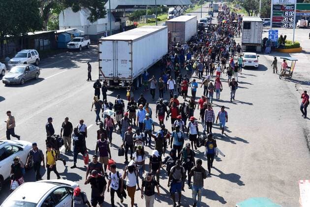 October 12, 2019 EUM20191012NAC06 JPG TAPACHULA, Chis MigrantsMigrantsCaravan October 12, 2019 Caravan made up of almost two thousand migrants from Central America, Cuba and Haiti left in the morning of Tapachula, Chiapas, on their way to the border with the United States Photo Agency EL UNIVERSALEELG  - ZUMAu78_ 20191012_zaf_u78_022 Copyright: xElxUniversalx
