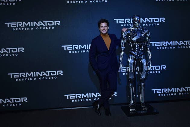 Terminator: Dark Fate Fan Event in Mexico MEXICO CITY, MEXICO - OCTOBER 13: Actor Diego Boneta poses for photos during Terminator: Dark Fate Fan Event at Toreo Parque Central on October 13, 2019 in Mexico City, Mexico  Copyright: xCarlosxTischlerx EYE_2529