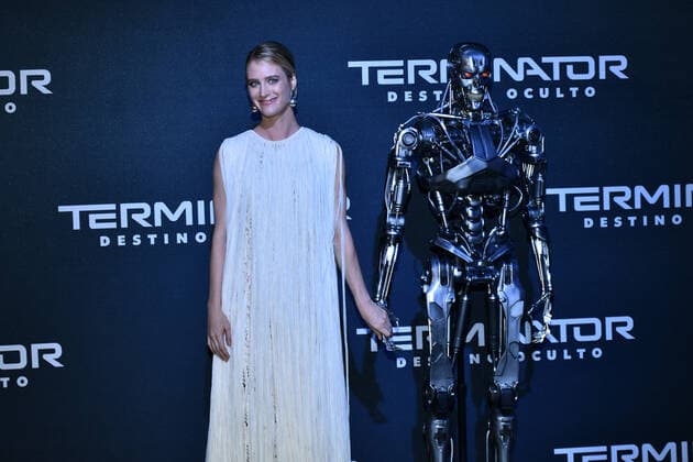 Terminator: Dark Fate Fan Event in Mexico MEXICO CITY, MEXICO - OCTOBER 13: Actress Mackenzie Davis poses for photos during Terminator: Dark Fate Fan Event at Toreo Parque Central on October 13, 2019 in Mexico City, Mexico  Copyright: xCarlosxTischlerx EYE_1720