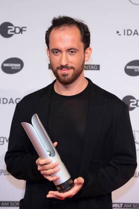 Prizewinner Igor LEVIT, pianist, instrumentalist of the year piano , presents his prize, award ceremony of the Opus Klassik 2019 by the Verein zur Foerderung der Klassischen Musik e V and the ZDF, in the Konzerthaus Berlin on 13 10 2019