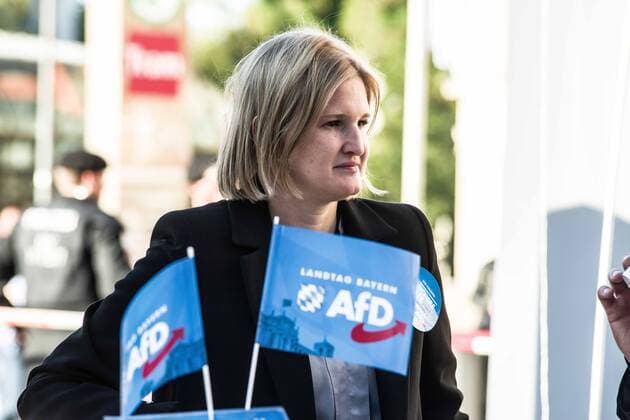October 17, 2019, Munich, Bavaria, Germany: Members of the KATHRIN EBNER STEINER of the Bavarian AfD and der Fluegel. Bavarian AfD in the Landtag held a rally at Munich s Stachus with the theme of securing the ports against immigrants. During their speeches, the AfD members blurred the lines between foreigners and immigrants and refugees, giving the impression they are looking to restrict foreigners in Germany altogether. Also in attendance was Kathrin-Ebner Steiner of der Fluegel- the ultra-right nationalist wing of the AfD. Munich Germany - ZUMAb160 20191017_zbp_b160_014 Copyright: xSachellexBabbarx
