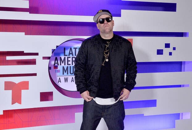 Singer Snow appears backstage during the fifth annual Latin American Music Awards at the Dolby Theatre in the Hollywood section of Los Angeles on Thursday, October 17, 2019. The annual event honors outstanding achievements for artists in the Latin music industry.  LAP20191017311 JIMxRUYMEN