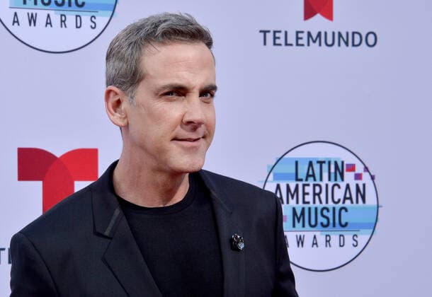 Actor Carlos Ponce arrives for the fifth annual Latin American Music Awards at the Dolby Theatre in the Hollywood section of Los Angeles on Thursday, October 17, 2019. The annual event honors outstanding achievements for artists in the Latin music industry.  LAP20191017380 JIMxRUYMEN