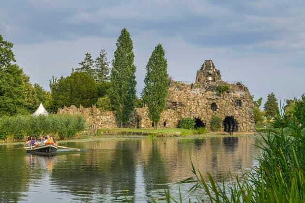 Felseninsel, Wörlitzer Gartenreich, Sachsen-Anhalt, Deutschland *** Rock Island, Wörlitz Garden Kingdom, Saxony Anhalt, Germany