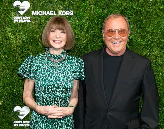 Bilder des Jahres 2019, Entertainment 10 Oktober NY: 13th Annual Golden Heart Awards Anna Wintour and Michael Kors attend the 13th Annual Golden Heart Awards at Cipriani South Street New York New York United States  LevxRadin
