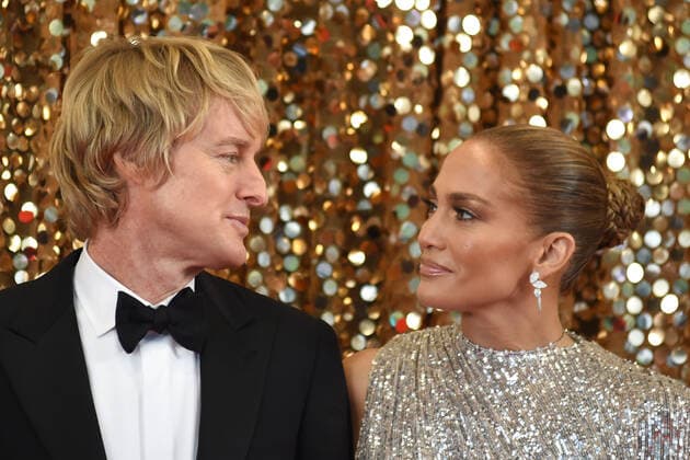 Bilder des Jahres 2019, Entertainment 10 Oktober Entertainment Bilder des Tages October 22, 2019, New York, NY, USA: October 22, 2019 New York City..Owen Wilson and Jennifer Lopez on location filming Ã Marry Me on October 22, 2019 in New York City. New York USA  - ZUMAny1_ 20191022_zaf_ny1_026 Copyright: xKristinxCallahanx