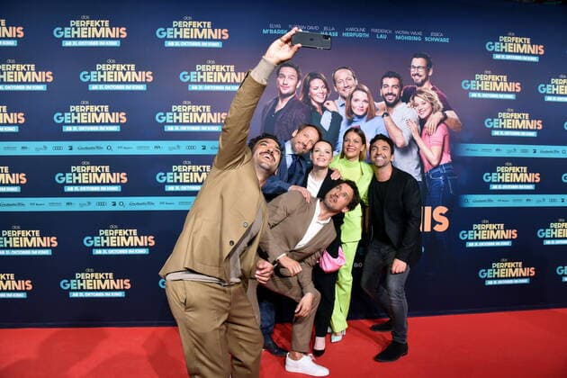 Bilder des Jahres 2019, Entertainment 10 Oktober Entertainment Bilder des Tages Wotan Wilke Möhring, Elyas M Barek, Jessica Schwarz, Karoline Herfurth, Regisseur Bora Dagtekin und Florian David Fitz kommt zum Premiere des Films Das Perfekte Geheimnis in dem Kölner Cinedom am 23.10.2019 in Köln. *** Wotan Wilke Möhring, Elyas M Barek, Jessica Schwarz, Karoline Herfurth, director Bora Dagtekin and Florian David Fitz will premiere the film Das Perfekte Geheimnis in dem Kölner Cinedom on 23 10 2019 in Cologne