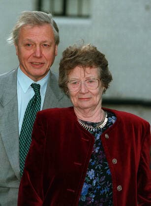 IMAGO ICONS: Sir David Attenborough David & Jane Attenborough Presenter & Wife David & Jane Attenborough 04 January 1995  Copyright: MaryxEvansxAFxArchivexGrahamxWhitbyxBoot 12051935 