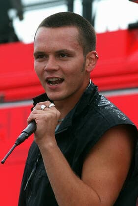 Paul Cattermole S Club 7 Paul Cattermole 25 August 1999 Paul Cattermole S Club 7 Paul Cattermole 25 August 1999  Copyright: MaryxEvansxAFxArchivexGrahamxWhitbyxBoot 12063958