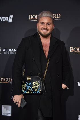 The fashion influencer Justus Toussis comes to the premiere and tour start of the musical BODYGUARD in the Musical Dome on 24 10 2019 in Cologne.