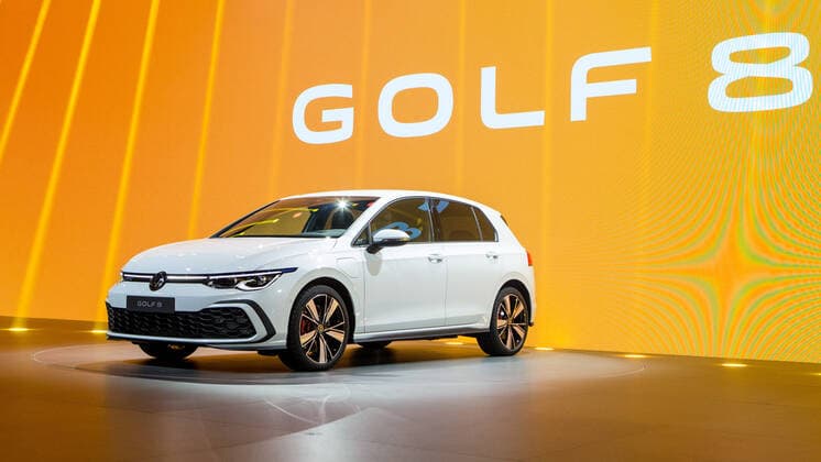 24.10.2019, xtgx, Wirtschaft Auto, Volkswagen - Weltpremiere Vorstellung Golf VIII 8 acht emspor, v.l. Praesentation des neuen Golf Wolfsburg *** 24 10 2019, xtgx, economy car, Volkswagen world premiere performance Golf VIII 8 eight emspor, v l presentation of the new Golf Wolfsburg
