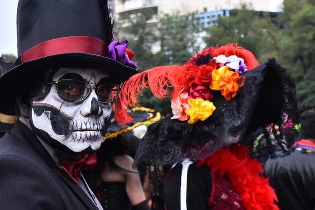 Catrinas Parade to celebrate Day of the Dead in Mexico MEXICO CITY, MEXICO - OCTOBER 26: Participants take part during The Mega parade of Catrinas as part of celebration of Mexican tradition Day of the Dead ˜Dia de Muertos™ at Reforma Avenue on October 26, 2019 in Mexico City, Mexico. The Day of the Dead Celebration was named in 2003 by UNESCO Intangible Cultural Heritage of Humanity  Copyright: xCarlosxTischlerx EYE_7625