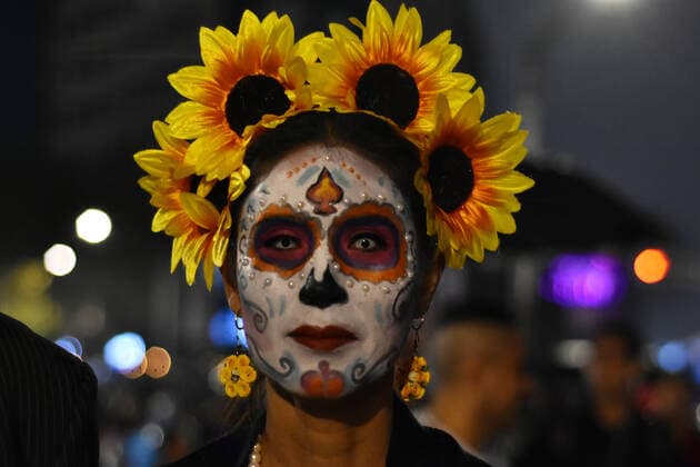 Catrinas Parade to celebrate Day of the Dead in Mexico MEXICO CITY, MEXICO - OCTOBER 26: Participants take part during The Mega parade of Catrinas as part of celebration of Mexican tradition Day of the Dead ˜Dia de Muertos™ at Reforma Avenue on October 26, 2019 in Mexico City, Mexico. The Day of the Dead Celebration was named in 2003 by UNESCO Intangible Cultural Heritage of Humanity  Copyright: xCarlosxTischlerx EYE_7935