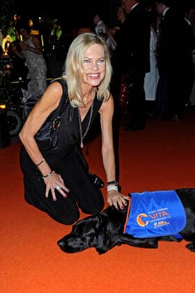 10. VITA Charity Gala. Nina Ruge anläßlich der 10. VITA Charity Gala ( VITA e.V. Assistenzhunde unterstützt ) am 26.10.2019 im Kurhaus Wiesbaden. 20191026MWI10146 *** 10 VITA Charity Gala Nina Ruge on the occasion of the 10 VITA Charity Gala VITA e V Assistant dogs supported on 26 10 2019 in the Kurhaus Wiesbaden 20191026MWI10146