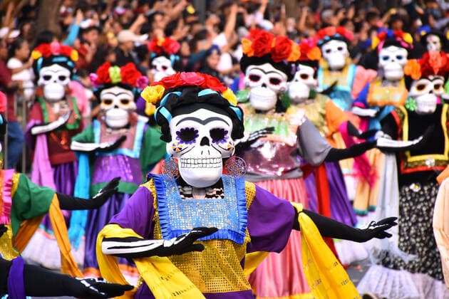 Day of the Dead International Parade in Mexico City MEXICO CITY, MEXICO - OCTOBER 27: Participants take part during the commemorative Day of the Dead International Parade as part of celebrations of the mexican traditions Day of the Dead (Dia de Muertos) at Hemiciclo a Juarez on October 27, 2019 in Mexico City, Mexico  Copyright: xCarlosxTischlerx EYE_9792