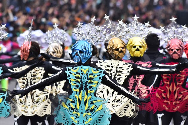 Day of the Dead International Parade in Mexico City MEXICO CITY, MEXICO - OCTOBER 27: Participants take part during the commemorative Day of the Dead International Parade as part of celebrations of the mexican traditions Day of the Dead (Dia de Muertos) at Hemiciclo a Juarez on October 27, 2019 in Mexico City, Mexico  Copyright: xCarlosxTischlerx EYE_9986
