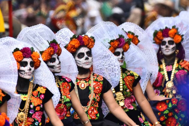 Day of the Dead International Parade in Mexico City MEXICO CITY, MEXICO - OCTOBER 27: Participants take part during the commemorative Day of the Dead International Parade as part of celebrations of the mexican traditions Day of the Dead (Dia de Muertos) at Hemiciclo a Juarez on October 27, 2019 in Mexico City, Mexico  Copyright: xCarlosxTischlerx EYE_9160