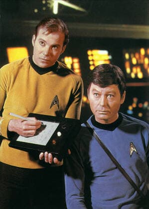 William Shatner & Deforest Kelley Characters: Captain James T. Kirk & Dr. McCoy Television: Star Trek (TV-Serie) Usa 1966-1969, Star Trek: The Original Series Tos 08 September 1966  Copyright: MaryxEvansxAFxArchive 12082561 editorial use only