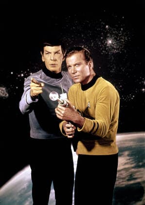 Leonard Nimoy & William Shatner Characters: Mr. Spock & Captain James T. Kirk Television: Star Trek (TV-Serie) Usa 1966-1969, Star Trek: The Original Series Tos 08 September 1966 _x0005_5.1.2  Copyright: MaryxEvansxAFxArchive 12092691 editorial use only