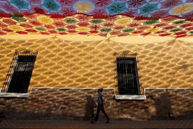 General view of the largest tissue pavilion in the world in the center of the municipality of Etzatlán, Jalisco state Mexico 1 November 2019.Tissue placed within the frame of the patron feasts of the Lord of Mercy, with which they broke a Guinness Record. The participation of more than 200 weavers over eight months, with 24,744 hours of work, allowed them to produce 8,000 pieces that covered 2,832 square meters of fabric. The largest tissue in the world breaks the Guinness record in western Mexico !ACHTUNG: NUR REDAKTIONELLE NUTZUNG!  Copyright: xFranciscoxGuascox AME9126 20191101-637082439630850665