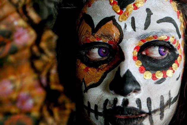 Bilder des Jahres 2019, Entertainment 11 November Entertainment Themen der Woche KW44 Entertainment Bilder des Tages November 2, 2019: a person dressed as zombie attends the 2019 edition of ZombieWalk in Sao Paulo - ZUMAo70_ 20191102_zap_o70_032 Copyright: xDarioxOliveirax