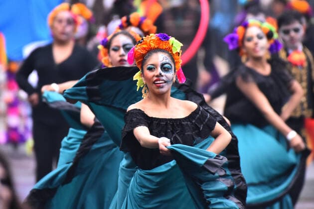 Mega Day of the Dead Parade in Mexico MEXICO CITY, MEXICO - NOVEMBER 2: People take part during the Mega Day of the Dead Parade, more than 2,500 participants including choreographers, visual artists and allegorical cars attended as part of the Dia de Muertos celebrations to celebrate the dead in their day with traditional Mexican celebrations at Reforma Avenue on October 2, 2019 in Mexico City, Mexico  Copyright: xCarlosxTischlerx EYE_6175