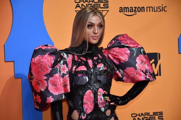 Brazilian drag queen and singer Pabllo Vittar poses for the media during the photocall of MTV European Music Awards held in Seville, Andalusia, Spain, 03 November 2019. MTV European Music Awards in Seville !ACHTUNG: NUR REDAKTIONELLE NUTZUNG!  Copyright: xRaulxCaroxCadenasx GRAF2080 20191103-637084086099236657