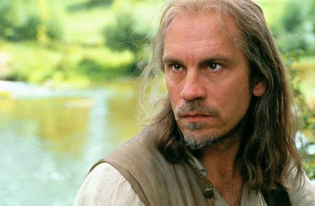John Malkovich Characters: Athos Film: The Man In The Iron Mask (USA FR 1998) Director: Randall Wallace 13 March 1998  Copyright: MaryxEvansxAFxArchivexUnitedxArtists 12558600 editorial use only