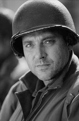 Tom Sizemore Characters: Sgt. Mike Horvath Film: Saving Private Ryan (USA 1998) Director: Steven Spielberg 21 July 1998  Copyright: MaryxEvansxAFxArchivexDreamworks 12561160 editorial use only