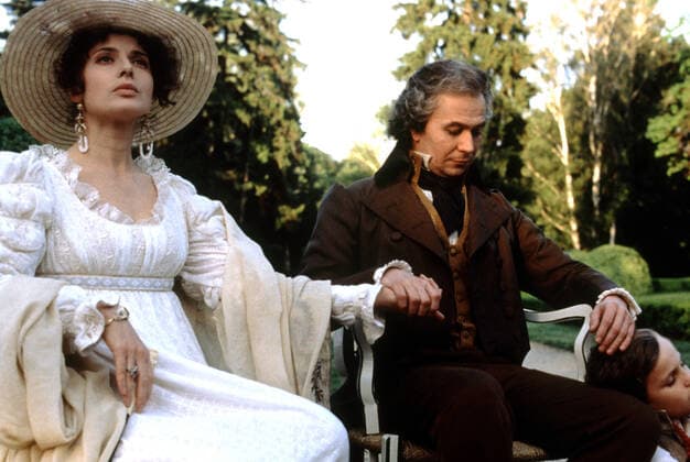 Isabella Rossellini & Gary Oldman Characters: Anna Marie Erdody, Ludwig van Beethoven Film: Immortal Beloved (1994) Director: Bernard Rose 16 December 1994  Copyright: MaryxEvansxAFxArchivexIcon 12585843 editorial use only