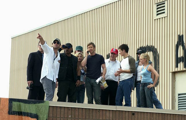 Ty Burrell, Zack Snyder, Ving Rhames, Kim Poirier, Boyd Banks, Jake Weber, R.D. Reid, Kevin Zegers, Michael Kelly & Sarah Polley Characters: Steve,Commando at White House (uncredited),Kenneth,Monica,Tucker,Michael,Glen,Terry,CJ & Ana Film: Dawn Of The Dead (2004) 19 March 2004  Copyright: MaryxEvansxAFxArchivexUniversal 12599289 editorial use only