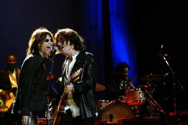 Steven Tyler & Joe Perry Aka Aerosmith Film: Lightning In A Bottle (2004) 12 February 2004  Copyright: MaryxEvansxAFxArchivexSonyxPictures 12611774 editorial use only