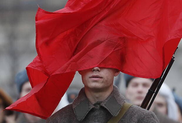 Bilder des Jahres 2019, News 11 November News Themen der Woche KW45 News Bilder des Tages News Bilder des Tages MOSCOW, RUSSIA - NOVEMBER 5, 2019: A serviceman during a dress rehearsal of a march in Red Square marking the 78th anniversary of the 7 November 1941 October Revolution Parade. Mikhail Japaridze TASS  TS0C1C5B