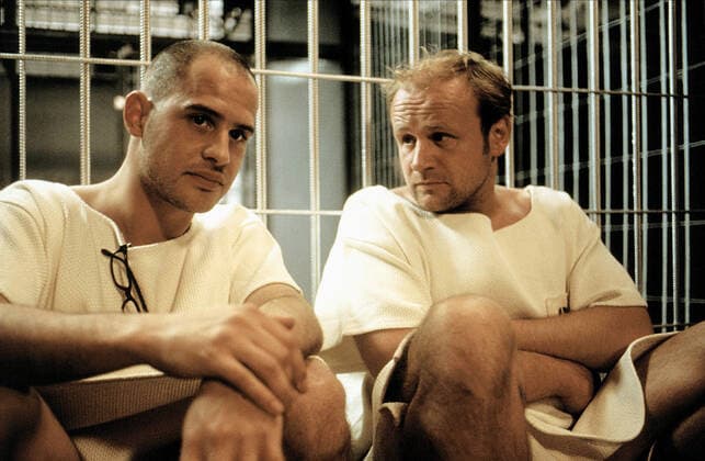 Moritz Bleibtreu & Oliver Stokowski Characters: Tarek Fahd - Haftling Nr. 77 Prisoner ,77 & Schutte - Haftling Nr. 82 Prisoner ,82 Film: The Experiment (DE 2001) Director: Oliver Hirschbiegel 07 March 2001  Copyright: MaryxEvansxAFxArchivexSenatorxFilm 12628309 editorial use only
