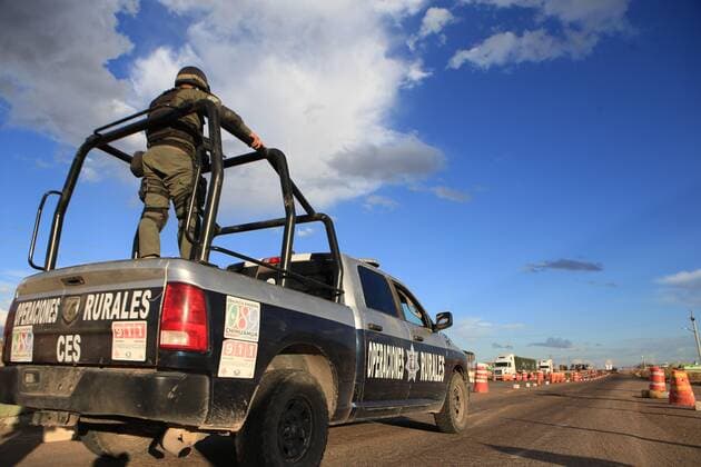 Agents of the Rural Tactical Operations Forces continue with the search for the criminals after the attack on a family of Mormons in Bavispe, in the state of Sonora, Mexico, 05 November 2019. The brutal attack on a Mormon family on a highway in northern Mexico, on the border between Sonora and Chihuahua, left a final balance of nine dead, 6 of them children. According to the Mexican Government, the crime could be due to a clash between cartels that dispute the region. Armed Forces continue to search for criminals after massacre in northern Mexico !ACHTUNG: NUR REDAKTIONELLE NUTZUNG!  Copyright: xLUISxTORRESx AME795 20191106-637086106714995670