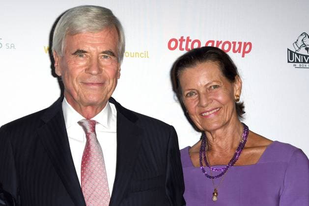 Michael Otto and his wife Christl Otto at the Charity Dinner during the presentation of the Future Policy Award on 6 11 2019 in Hamburg The presentation of the Future Policy Award 2019 in Hamburg