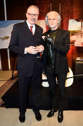 Ludger Pistor and Hermann Bühlbecker at the vernissage of African Moods for the presentation of the Lambertz Fine Art Calendar 2020 at the South African Embassy Berlin, 06 11 2019 Foto:xN.xKubelkax xFuturexImage