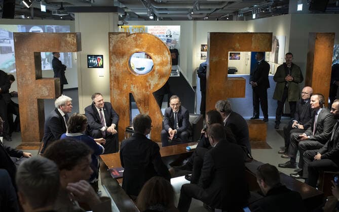 Federal Foreign Minister Heiko Maas, SPD, and US Secretary of State Mike Pompeo visit the Contemporary History Forum in Leipzig Here in conversation with contemporary witnesses 07 11 2019 Leipzig Germany Copyright: xThomasxKoehler photothek.netx