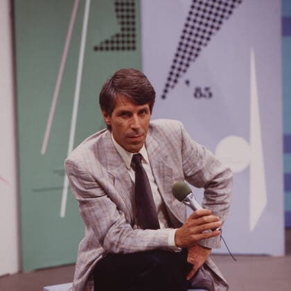 Alexander Niemetz, Schweizer freier Publizist und Fernsehmoderator, Deutschland 1985. Swiss free publisher and TV presenter Alexander Niemetz, Germany 1985. Copyright: KPA Nur redaktionelle Nutzung. Editorial usaga only. UnitedArchives55002575 !ACHTUNG AUFNAHMEDATUM GESCHÄTZT!