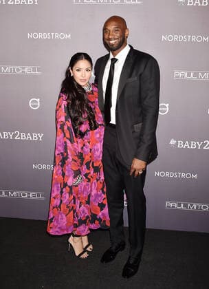 Gala 2019 Baby2Baby. PAP11192282CULVER CITY, CA - NOVEMBER 09: Vanessa Laine Bryant and Kobe Bryant attend the 2019 Baby2Baby Gala presented by Paul Mitchell at 3LABS on November 09, 2019 in Culver City, California. 247316 2019-11-09 CA Culver City Etats-Unis  Copyright: xPapixsx xStarfacex STAR_247316_109