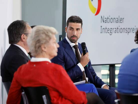Sami Khedira, Football player, Germany, Berlin, Federal Chancellery, Participation of the BKin in the National Integration Award ceremony, 11 11 2019