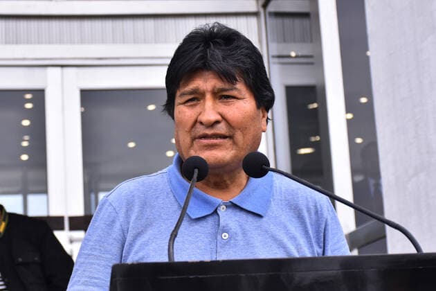 Evo Morales political asylum in Mexico City MEXICO CITY, MEXICO - NOVEMBER 12: Ex Bolivia s President Evo Morales speaks during a press conference at the International Airport of Mexico, during his arriving after having accepted political asylum due to his resignation as president of the Bolivian country because of a coup d etat on November 12, 2019 in Mexico City, Mexico  Copyright: xCarlosxTischlerx EYE_0341