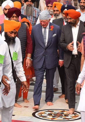 NEW DELHI, INDIA - NOVEMBER 13: British Prince Charles during his visit at Gurudwara Bangla Sahib to celebrate the 550th birth anniversary of Guru Nanak on November 13, 2019 in New Delhi, India. (Photo by Mohd Zakir Hindustan Times) British Prince Charles Visits Gurudwara Bangla Sahib In Delhi