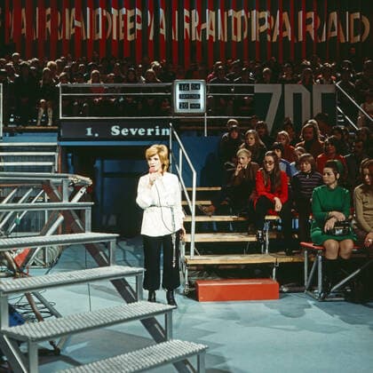 ZDF Hitparade, Musiksendung, Deutschland 1969 - 2000, Mitwirkende: Severine Nur redaktionelle Nutzung. Editorial usage only. Copyright: ArthurxGrimm UnitedArchives82000113